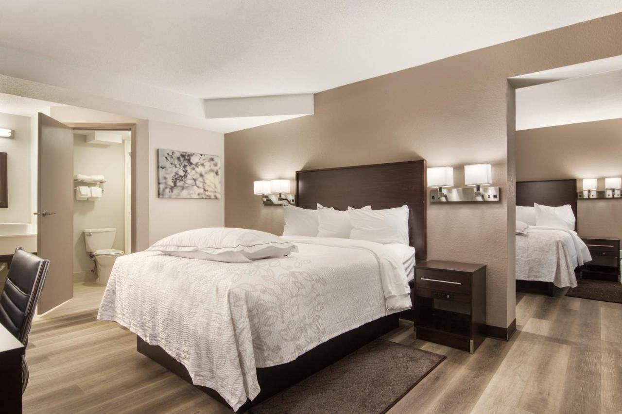 Red Roof Inn Plus & Suites 伊利 外观 照片